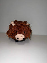 Load image into Gallery viewer, Crochet Highland Cow