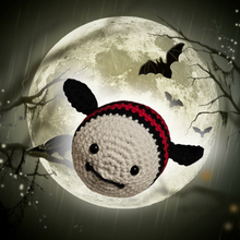 Load image into Gallery viewer, Crochet Bumble Bee