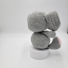 Load image into Gallery viewer, Crochet Elephant Gift
