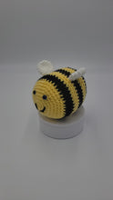 Load image into Gallery viewer, Crochet Bumble Bee
