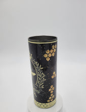 Load image into Gallery viewer, Queen Bee
