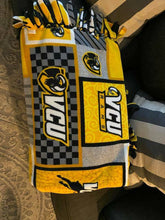 Load image into Gallery viewer, VCU Blanket
